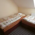 Jaro Apartment *