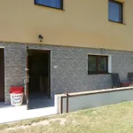 Jaro Apartment Chocerady