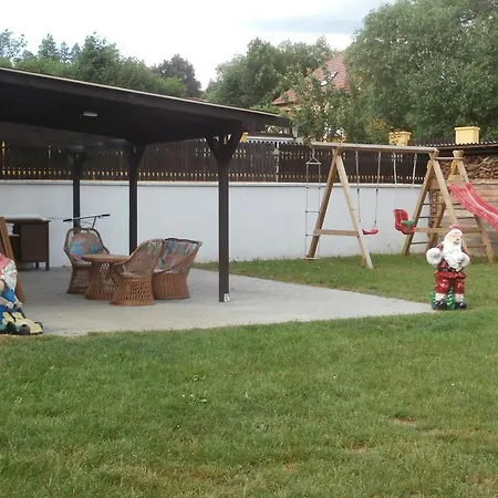 Jaro Apartmán