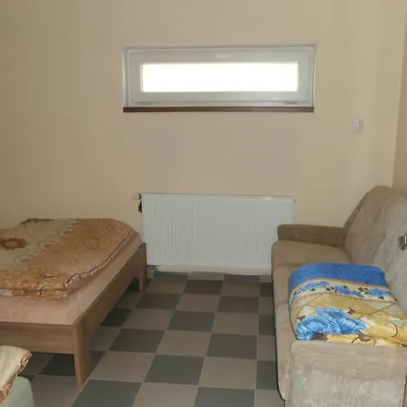 Jaro Apartment *