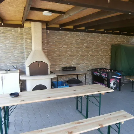 Jaro Apartmán