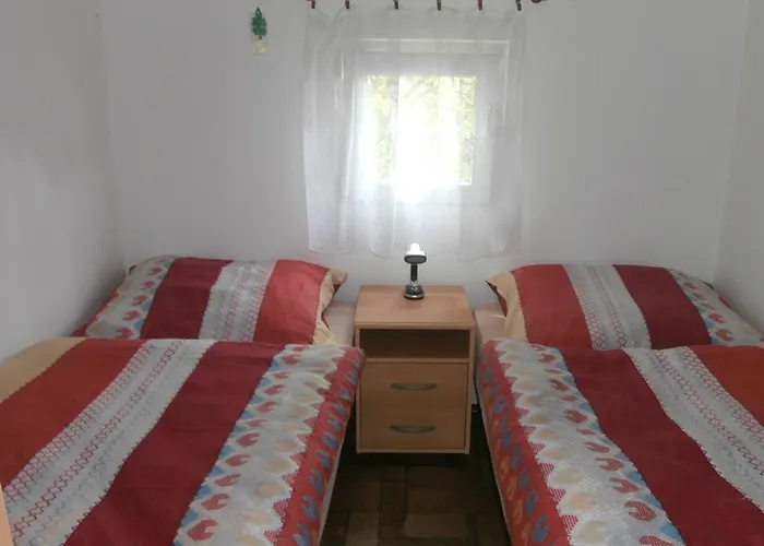 Апартаменты Jaro Хоцеради