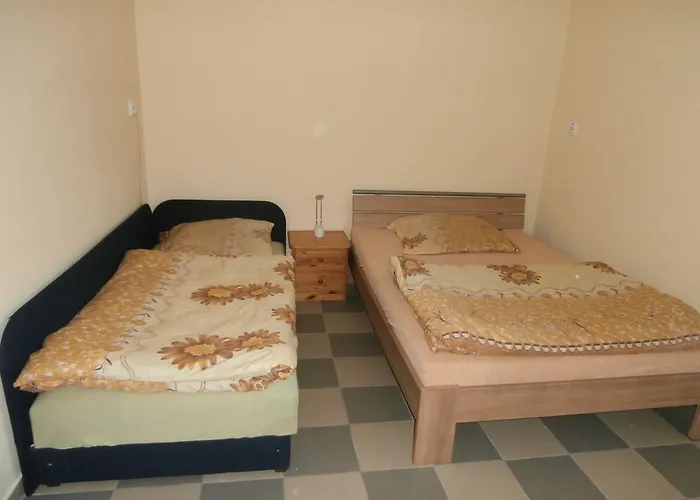 Jaro Апартаменты Хоцеради